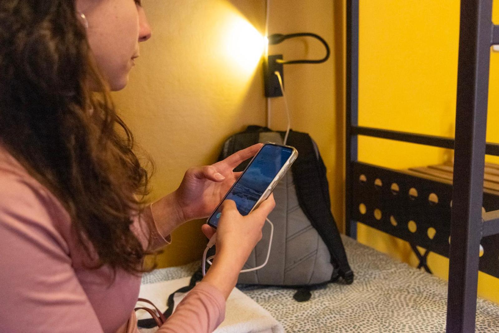 Sunflower Beach Backpacker Hostel & Bar Rimini Bagian luar foto